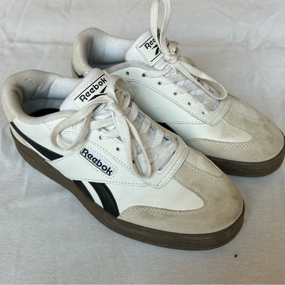 Reebok White and Black Sneakers